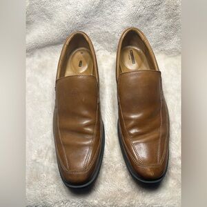 Clarks Tan Leather Men's Slip-On Loafers